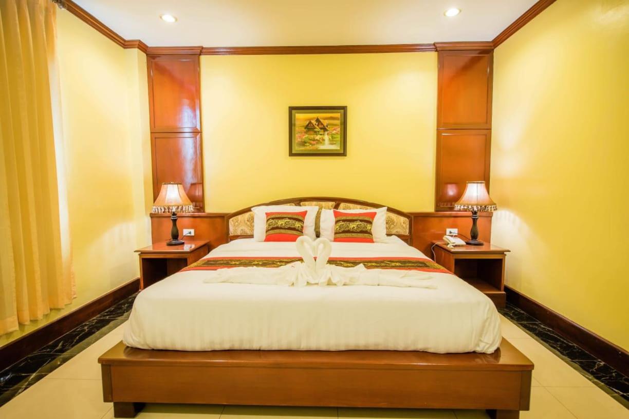 Soubandith Hotel Pakxé Zewnętrze zdjęcie
